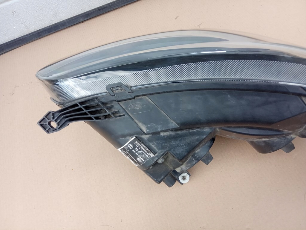 фото №8, Ford transit mk8 2017-23r- лампа refl. правый перед