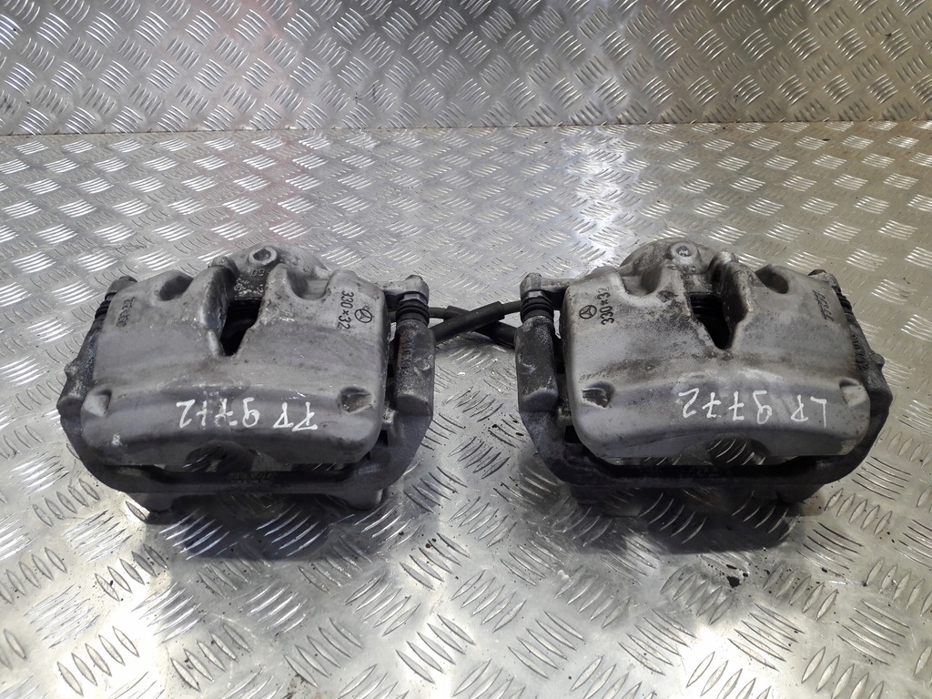 фото №1, Mercedes e w213 2017r супорт гальмівний перед