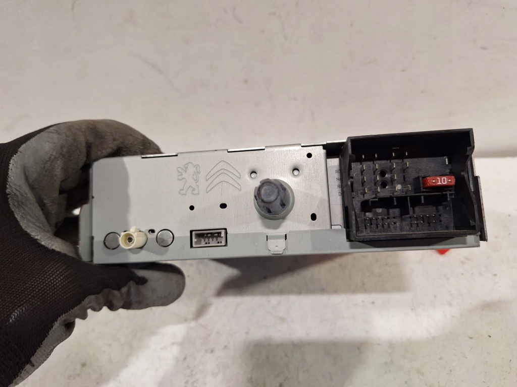 фото №2, Радио 9666994780 citroen c4 ii b7 10-