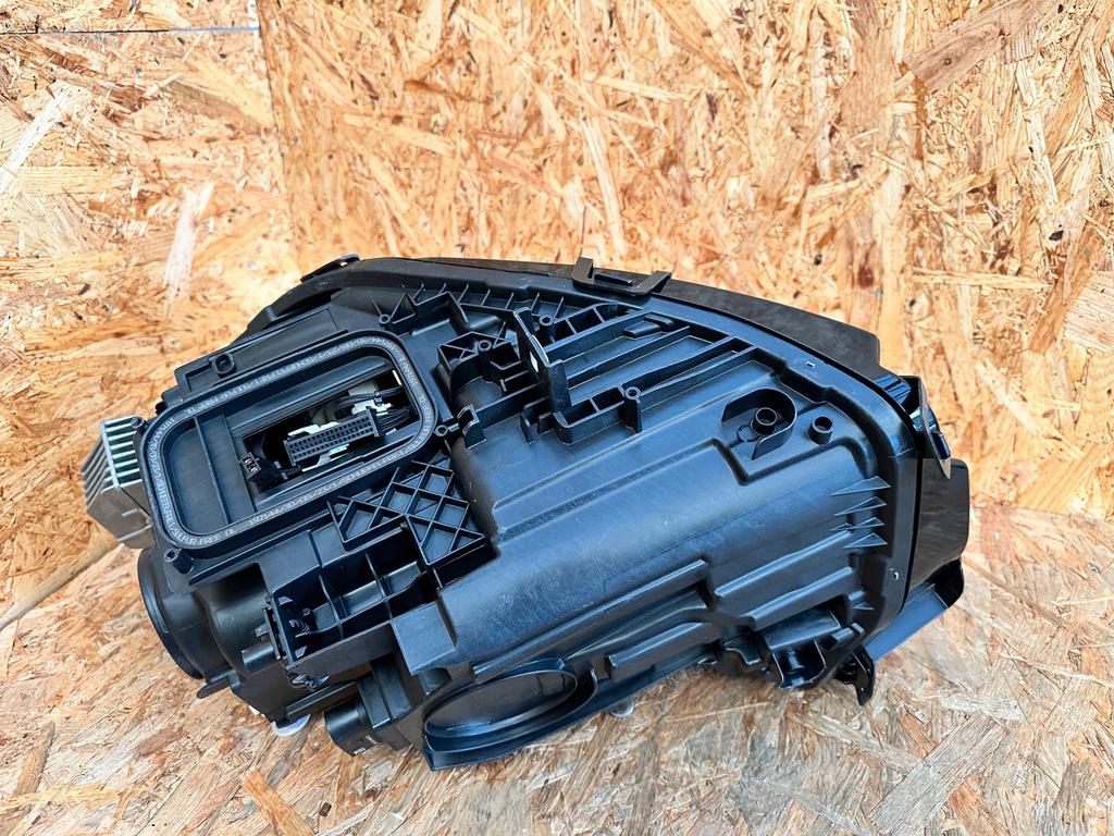 фото №7, Mercedes eqb x243 243 лампа права led high performence