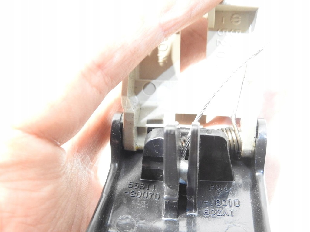 фото №7, Ручка трос капот lexus is ii