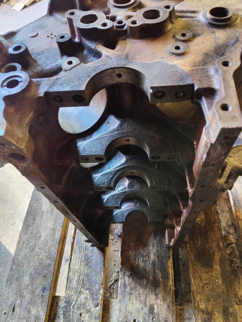 фото №9, Блок двигуна mercedes w107 r 107 4,5 1170110801