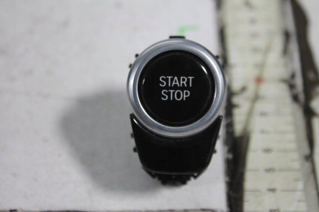 фото №1, Кнопка запуск стоп 6835088 bmw g30 g31 17-