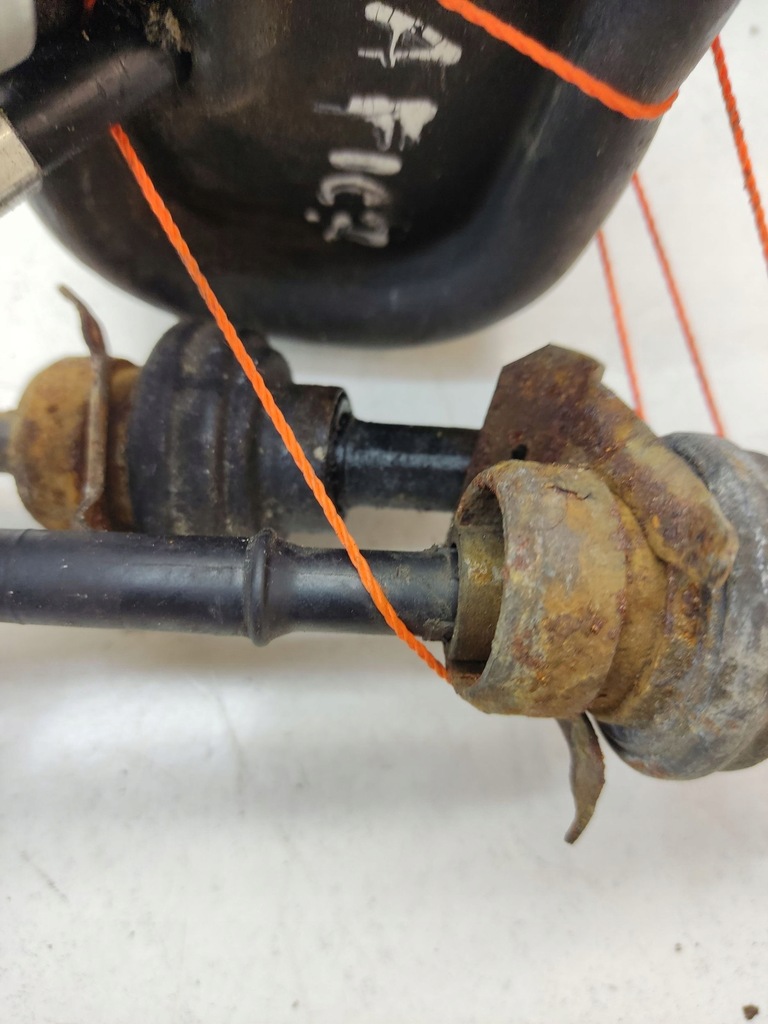 фото №7, Renault trafic ii x83 2008 домкрат перемикання передач 9612672e