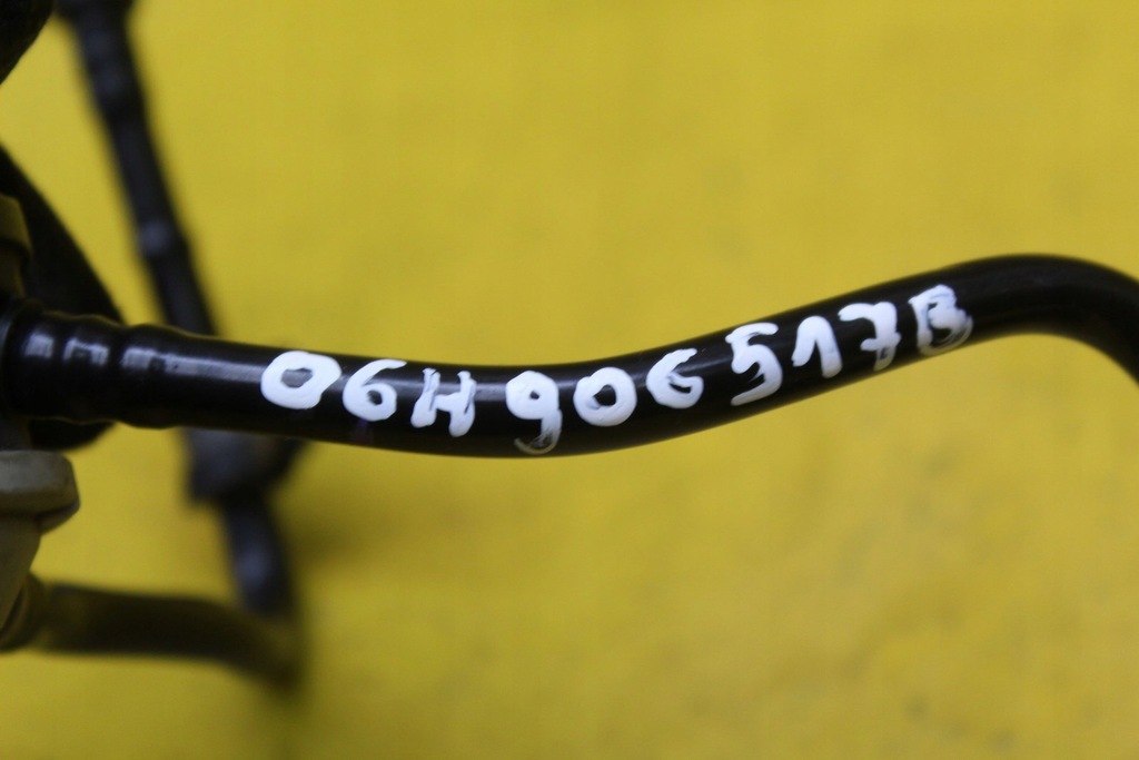 фото №8, Шланг вакууму 06h906517b cdh a4 b8 1.8tfsi