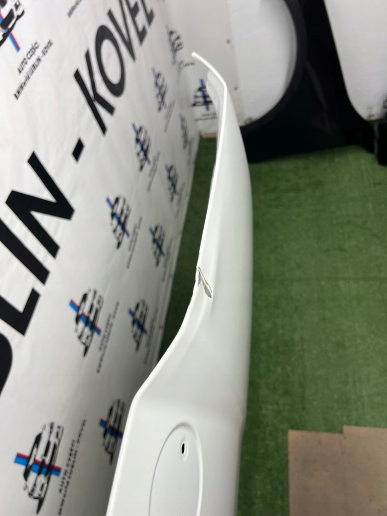 Капот крышка двигателя bmw 5 g60 g61 a300 Киев