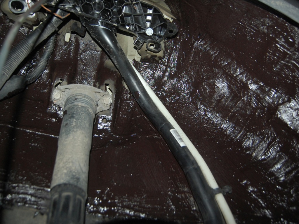 фото №14, Шумоізоляція підкрилок w автомобіль noise liquidator маса ущільнювальна автомобіля