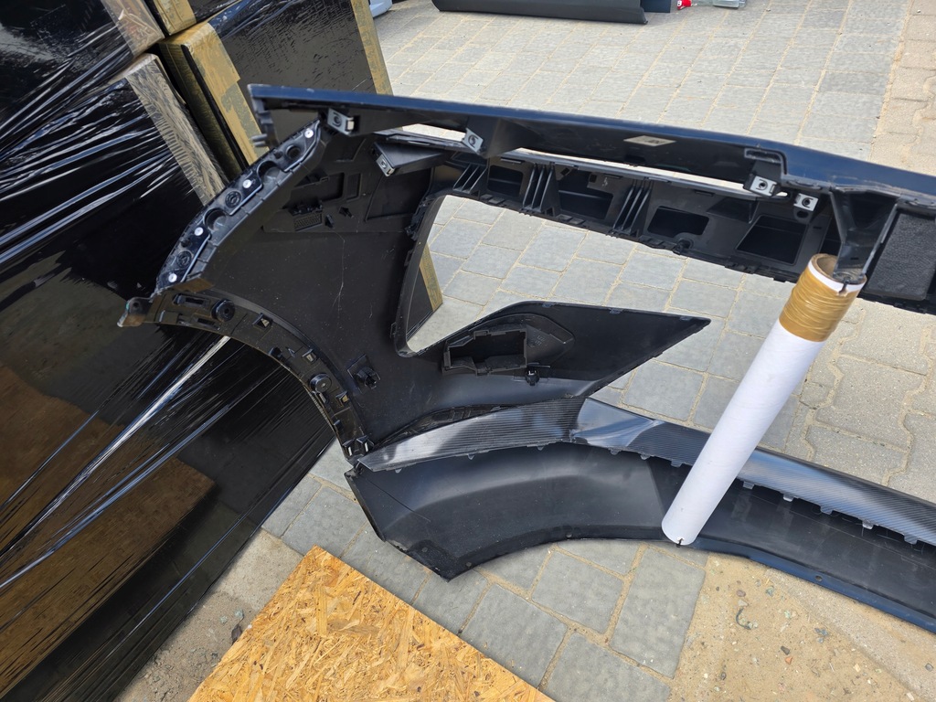 фото №8, Lotus eletre бампер перед