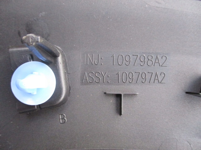 фото №10, Peugeot 3008 ii накладка крыла правая задняя nowa