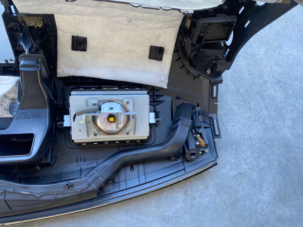 фото №11, Nissan x-trail t31 консоль подушка подушка безпеки ремені датчик