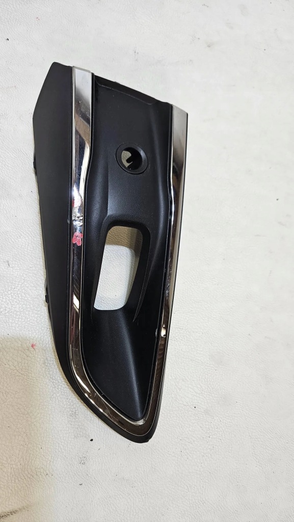 Купить Решётка бампера передний левая правая renault zoe lift 2217249x 2217248x