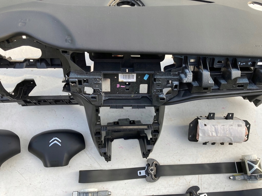 фото №5, Citroen ds3 панель приладів панель приладів консоль подушки безпеки ремені