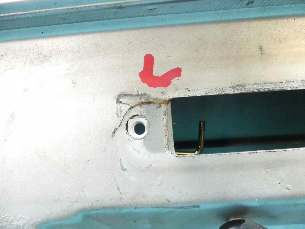 фото №12, Крышка багажника задняя alfa romeo 166 sedan серебристый 612/a