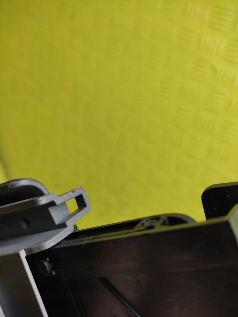 фото №11, Audi a6 c6 консоль туннель средний 4f1864261