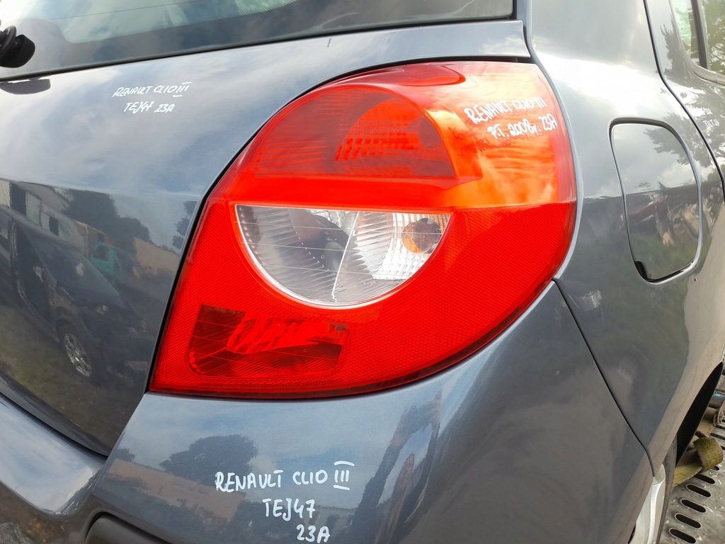 фото №12, Renault clio iii лампа правый задняя правая задняя