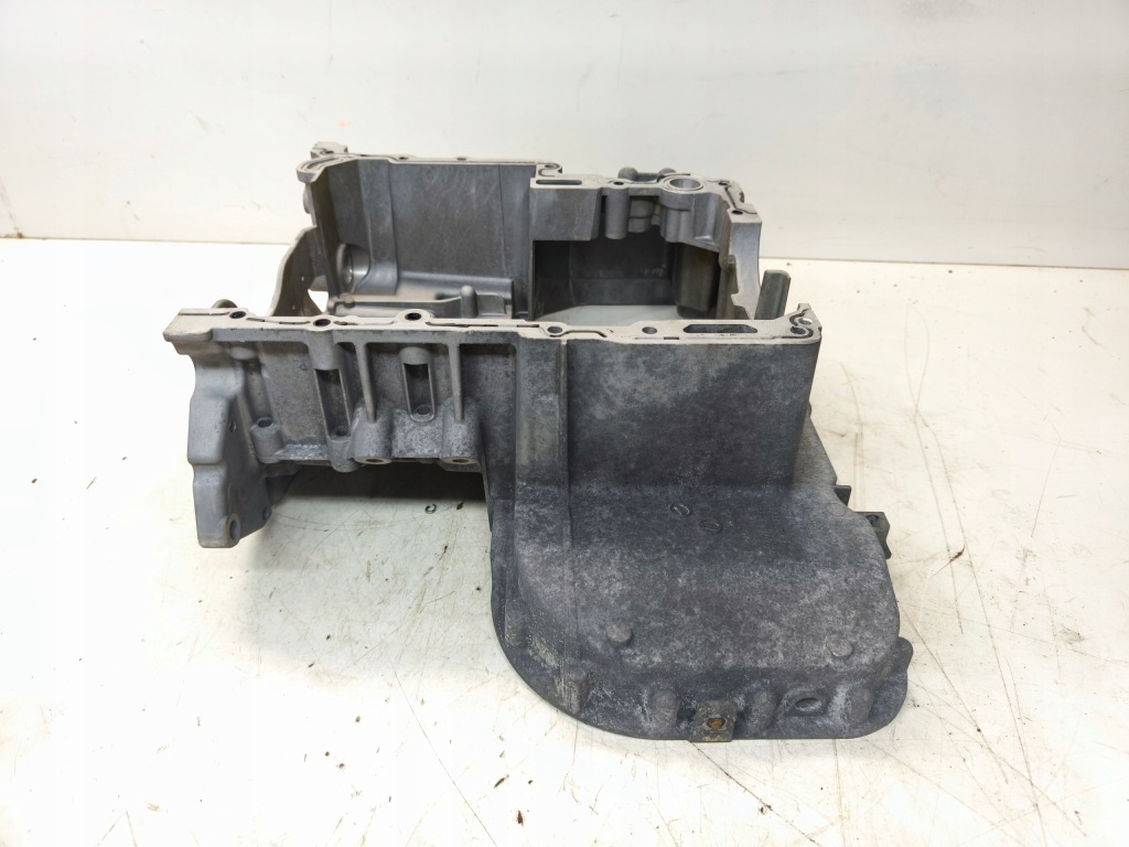 Поддон масляная полублок двигателя audi a4 b8 a5 8t 2.7 3.0 tdi 059103603bg Доставка