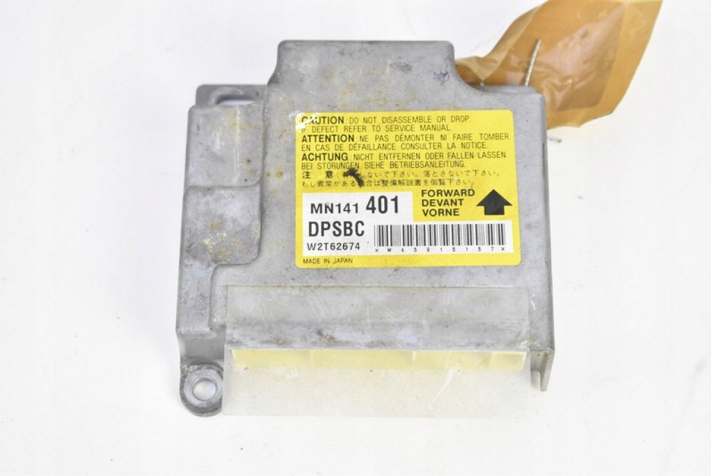 фото №8, Консоль подушка водителя ремни безопасности mitsubishi grandis i 03-11