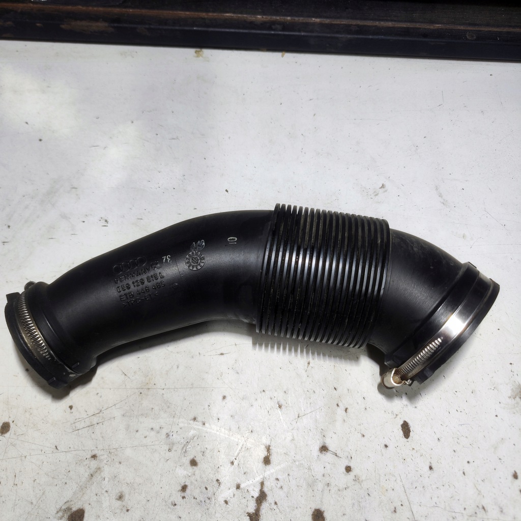 фото №1, Audi a6 c7 3.0 труба воздуха 059129615l