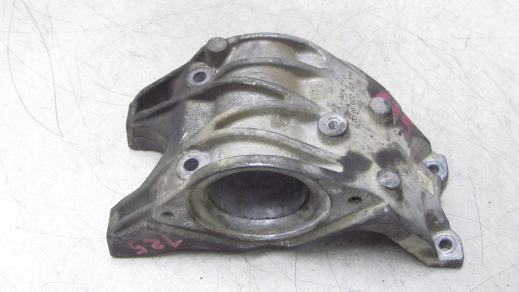 Купити Mercedes cla w117 2.2 підпора піввісь a6512200131