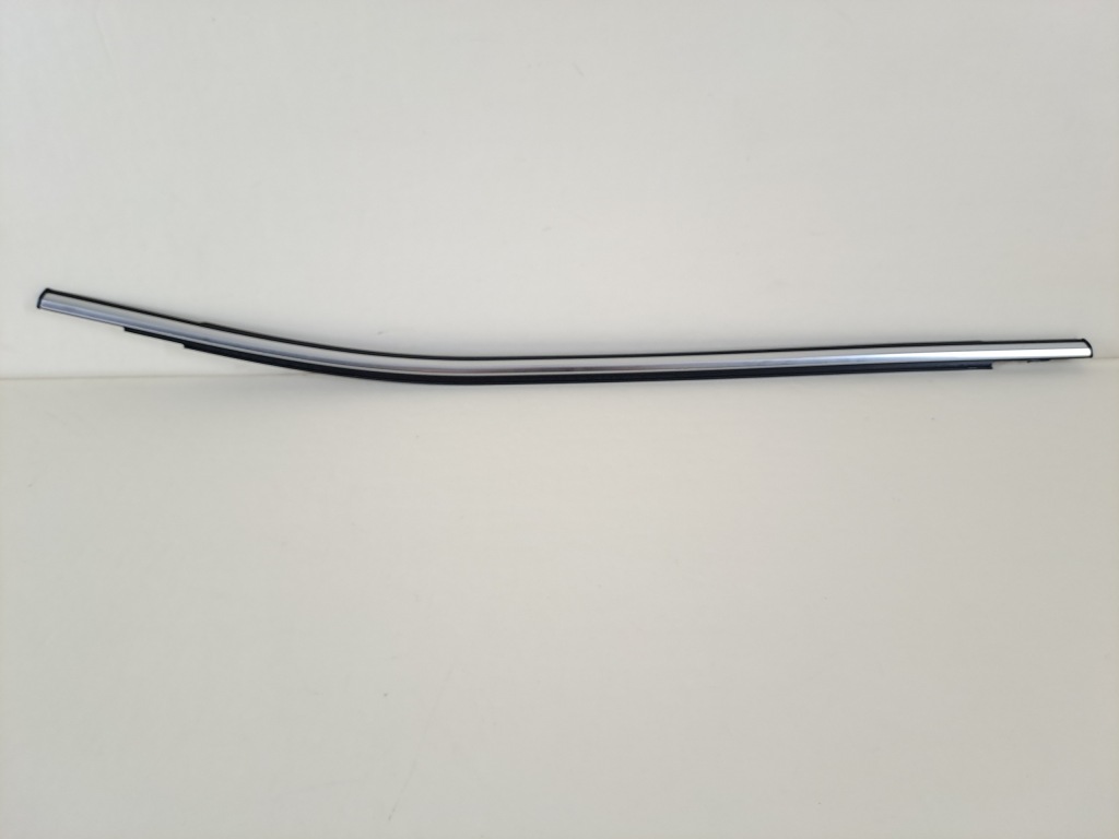 фото №1, Молдинг дверь декоративная уплотнитель наружная правый задняя seat arona lift 24r