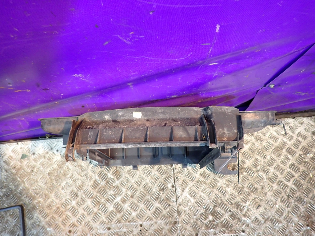 Smart fortwo 1 w450 98- накладка корпус вентилятора радіатора 0003429v012 в Україні