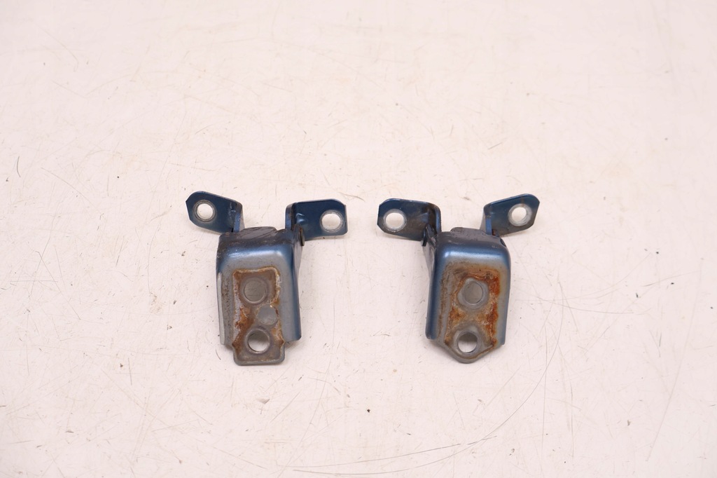 фото №1, Mazda cx-5 ii 17- петлі двері правих перед 45b