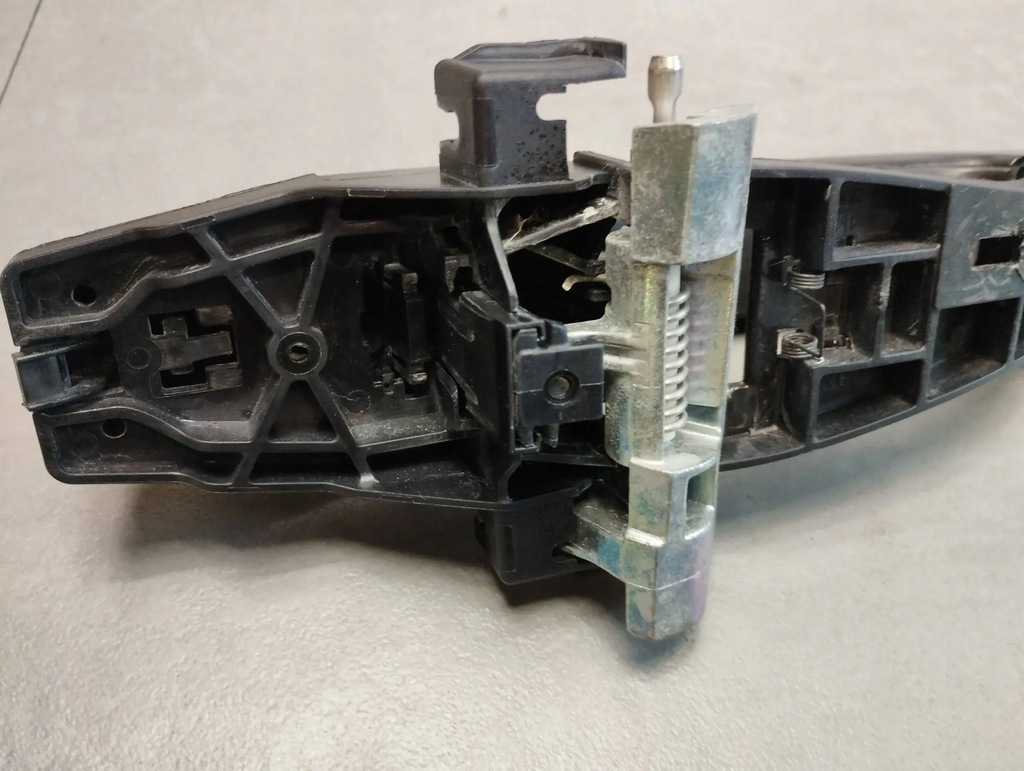 фото №4, Land rover range rover sport l320 ручка правая задняя 820