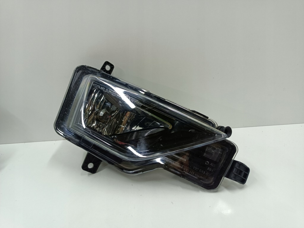 Купить Vw golf sportsvan противотуманная фара правый 510941662c