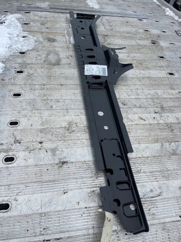 фото №4, Peugeot 208 ii порог внутренний левая сторона