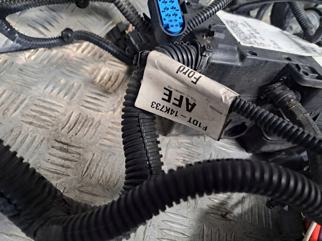 фото №6, Ford grand c-max lift 16 r 2.0 tdci автоматическая коробка передач электропроводка отсек двигателя