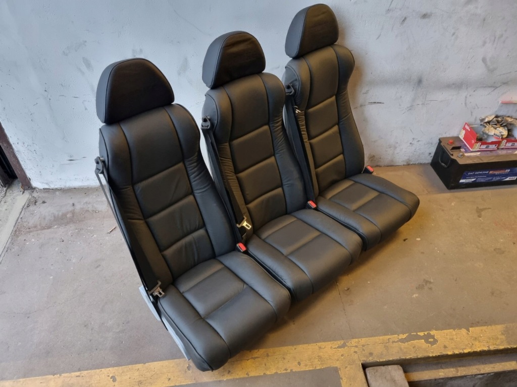 фото №9, Сидіння заднє сидіння універсальний x3 pilot banke шкіра eko - комплект з ремені