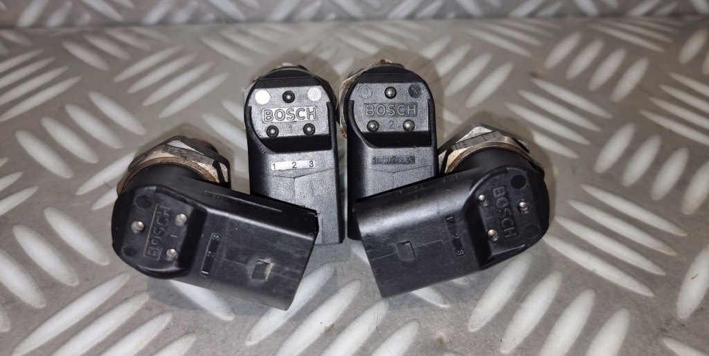 Bmw e60 e70 e90 2.0 3.0 d m57n датчик тиску пального 7787167 0281002497 Зі Шроту