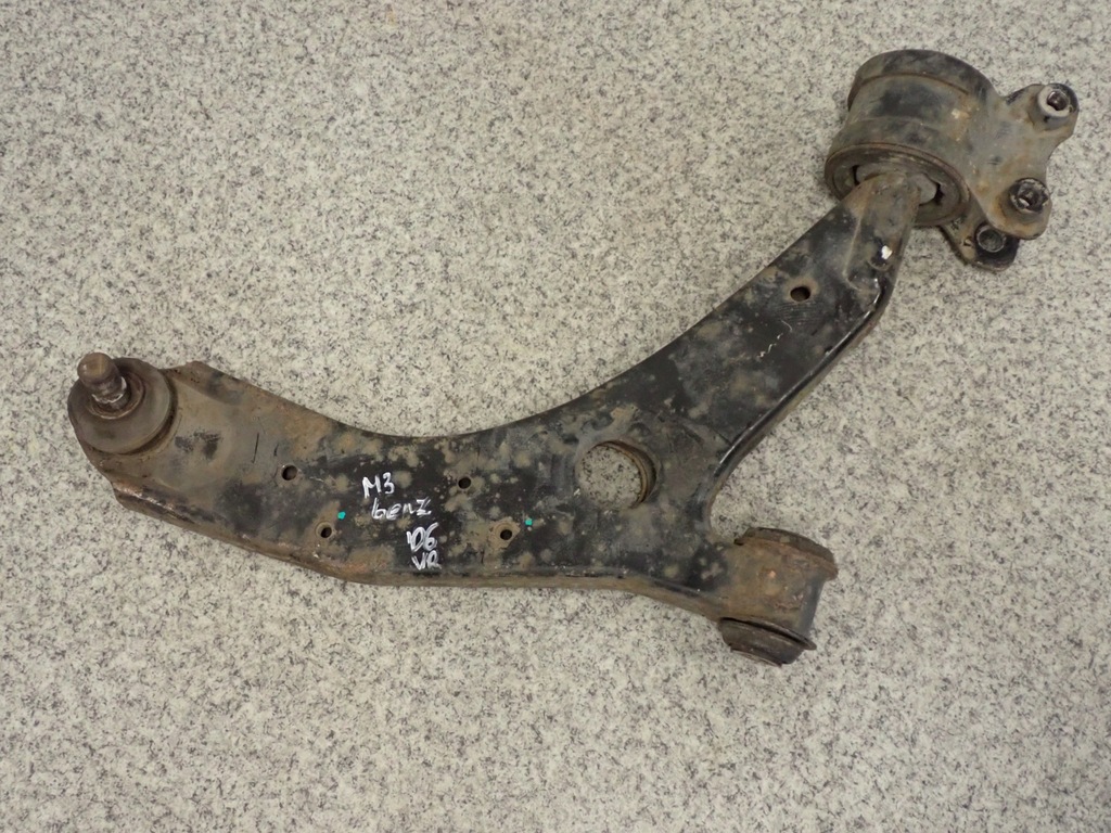 фото №1, Mazda 3 mazda3 bk 03-08 рычаг передний правый