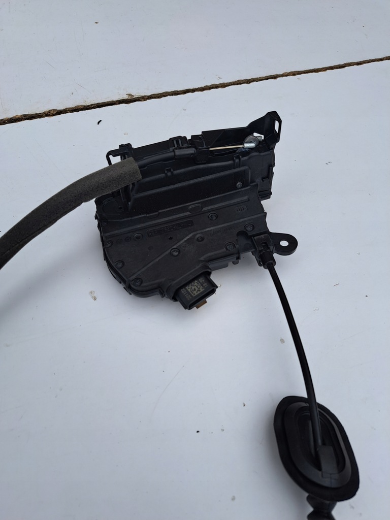 фото №7, Замок дверь левый задняя renault zoe lift 825037100r