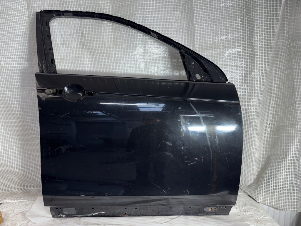 фото №1, Land rover discovery sport правое передние дверь