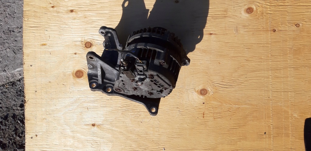 фото №1, Генератор nissan armada 2004r 5.6