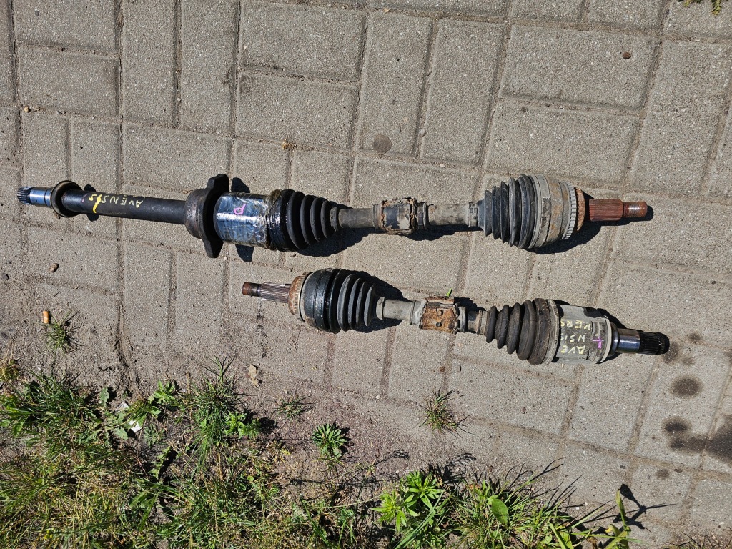 фото №3, Приводной вал левый правый перед toyota avensis verso 02' 2.0d4d