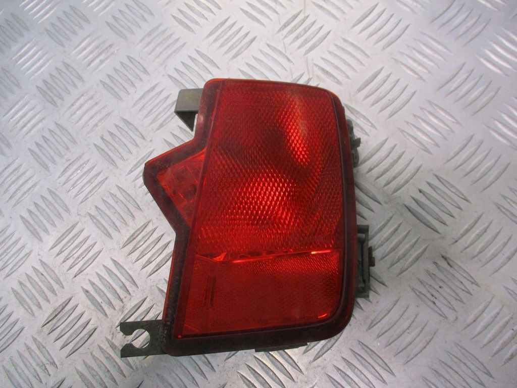 фото №1, Лампа правая задняя subaru legacy v 2.0 td