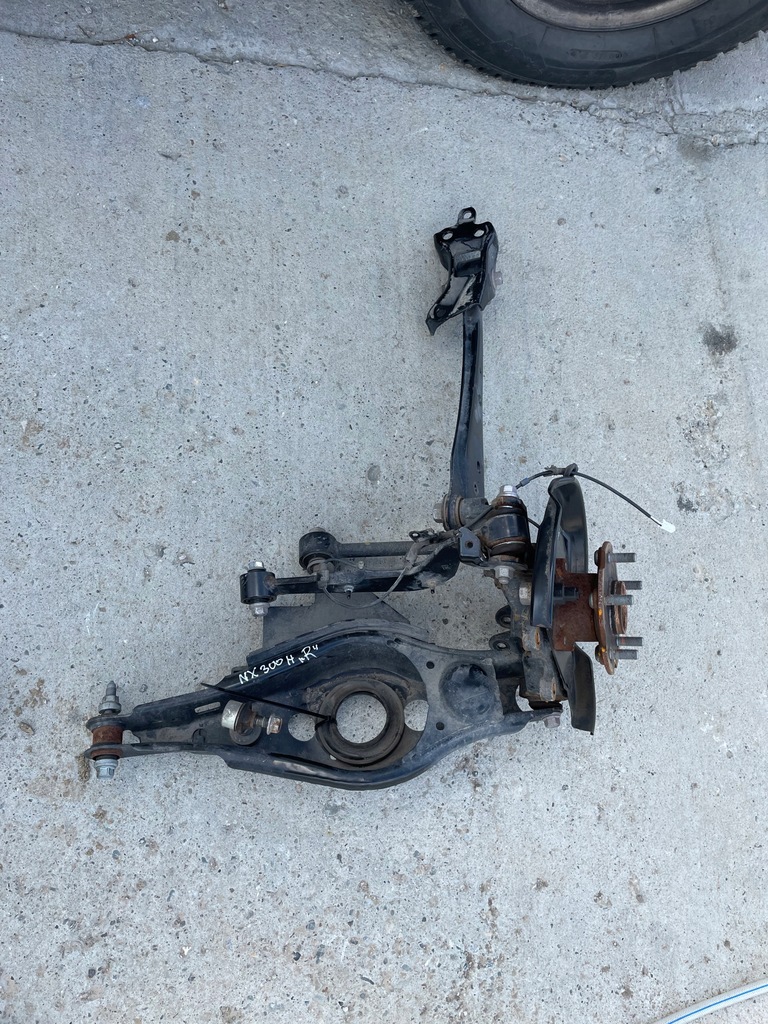 фото №3, Lexus nx 300h 2018- ступиця підвіска задня ліва