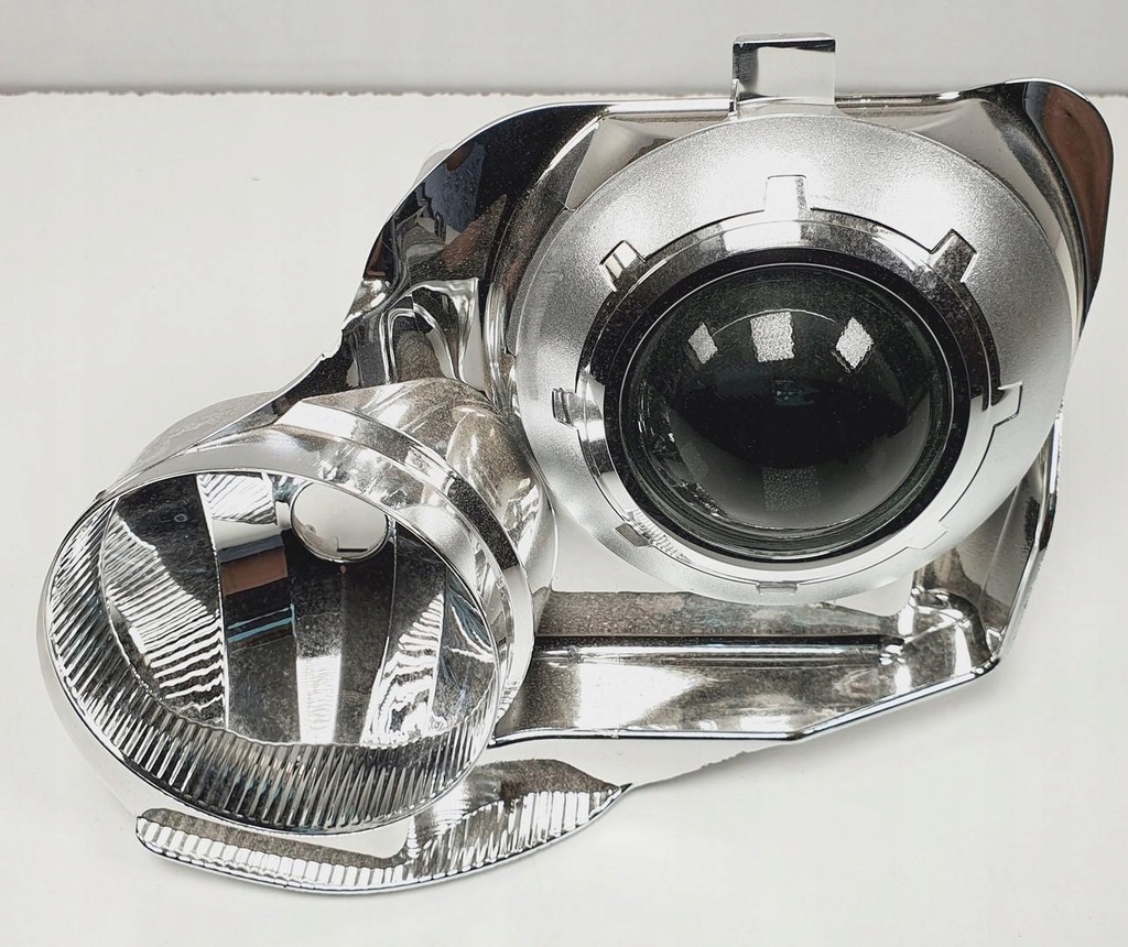 фото №1, Линза лампы левый перед discovery iv l319 europa