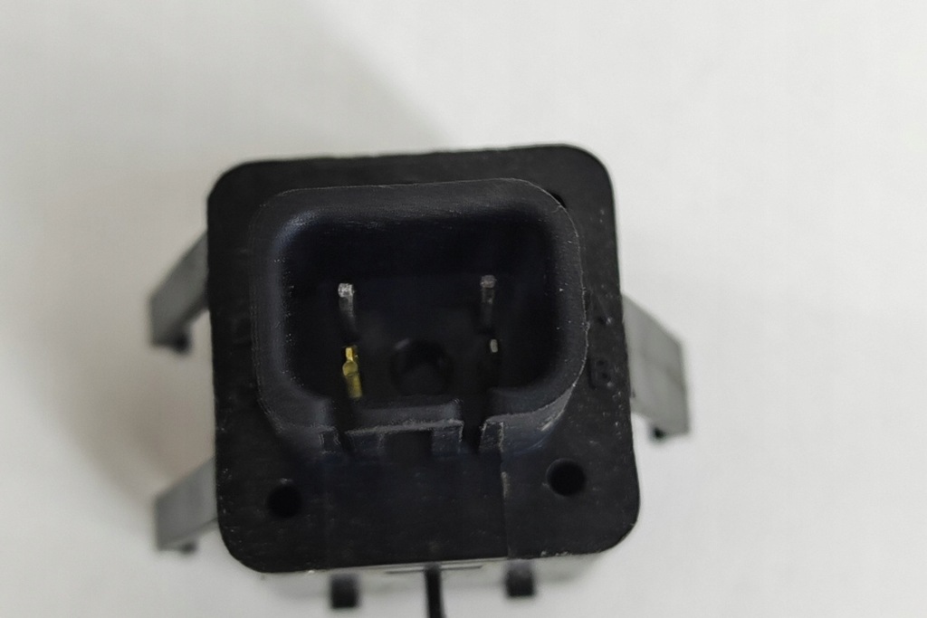 фото №6, Chevrolet corvette c6 переключатель открывания бака топлива 10359728 7.0