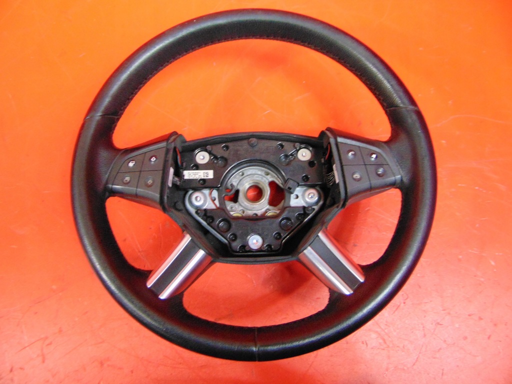 фото №1, Mercedes r-klasa 251 w251 05- воздуховод многофункциональный кожаный