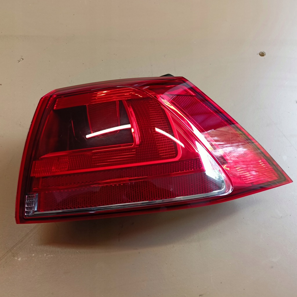 фото №8, Vw golf vii usa лампа задня права