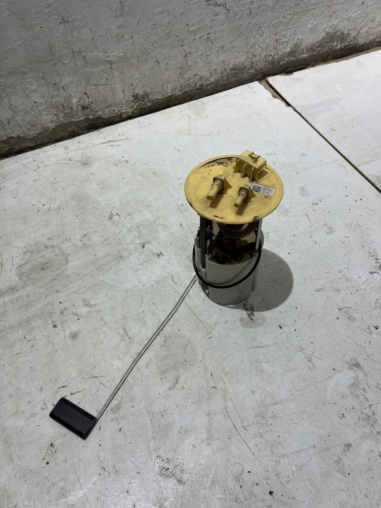 фото №1, Насос топлива renault master iv 2.3 dci 180km 0580203361 7611948aa