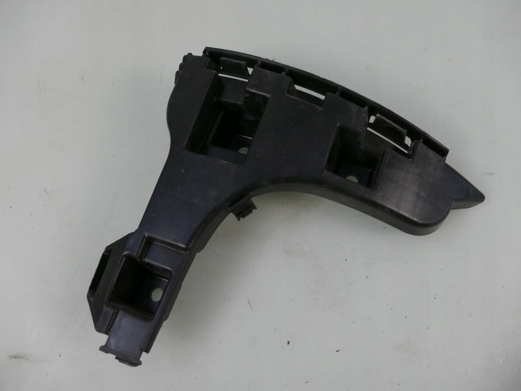 фото №1, Volvo xc60 i lift r-design направляющая бампера кронштейн правый задняя