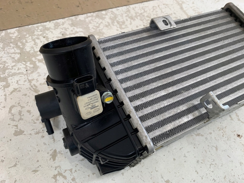 фото №9, Kia stonic радиатор интеркулер 1.0 28270-07300