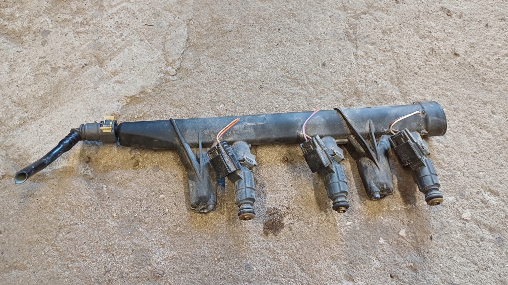 фото №1, Citroen c4 cactus 1.2 b форсунка инжектор 0280157127