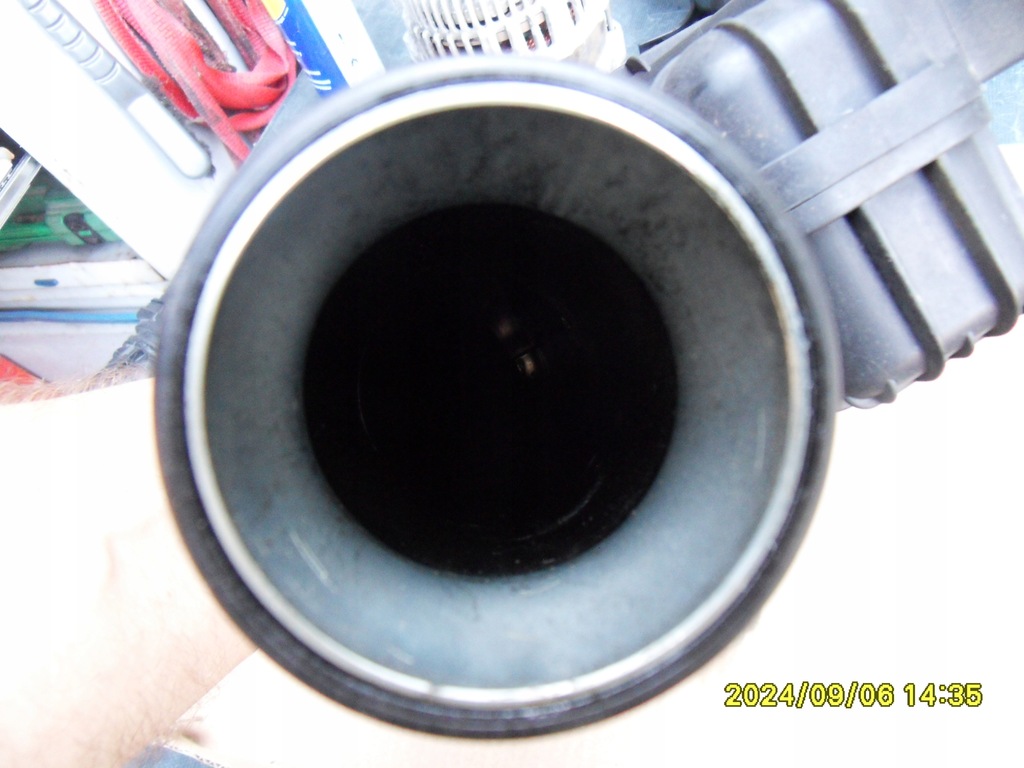 фото №11, Nissan micra k13 1.2 12v 98km резонатор воздухозаборник воздуха 3va0a