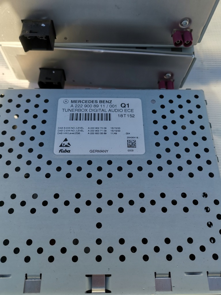 фото №1, Mercedes w213 тюнер радио усилитель аудио a2229008911