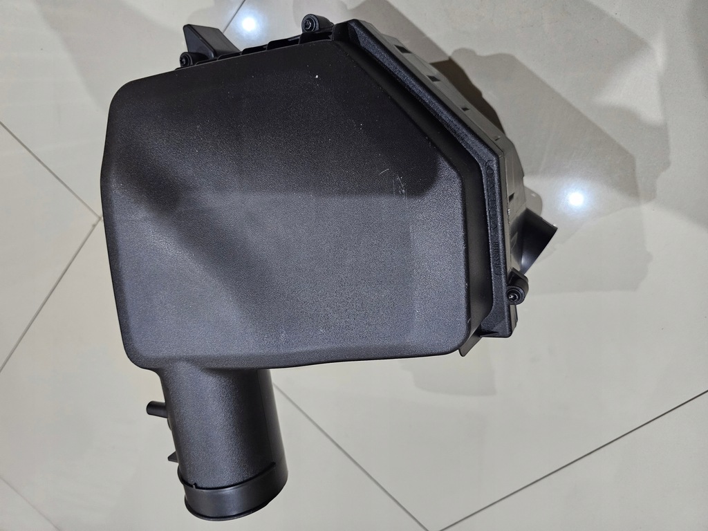 фото №9, Volvo оригинальный номер 31338030 корпус фильтра воздуха volvo xc60 xc70 s80 v70 3.2 benz